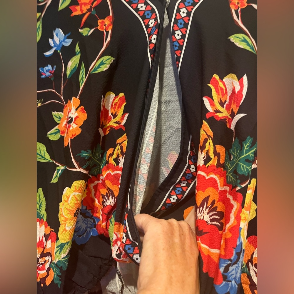 Boho Floral Ladies Multicolored Top Sz XL - Picture 3 of 9